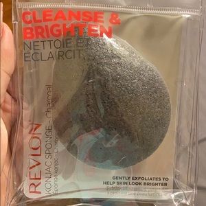 **NEW** Revlon Konjac Sponge-Charcoal